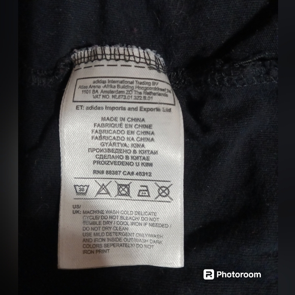 ADIDAS Board logo Performance tee shirt. Womens. Size Large. Black & White. - Picture 8 of 8